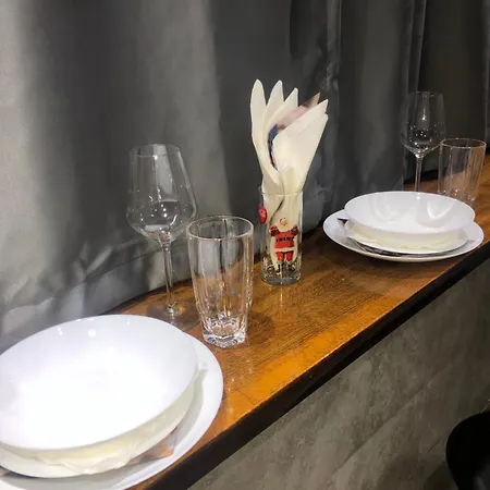 Adapted Kitchen In For Modest People At Great Location Διαμέρισμα