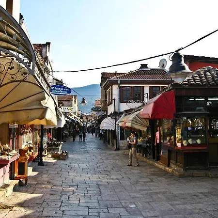 Adapted Kitchen In For Modest People At Great Location Διαμέρισμα