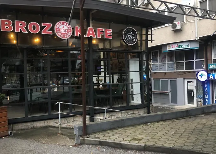 Apartament Adapted Kitchen In For Modest People At Great Location